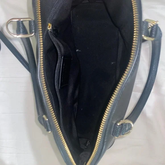 coach - Picture 4 of 7